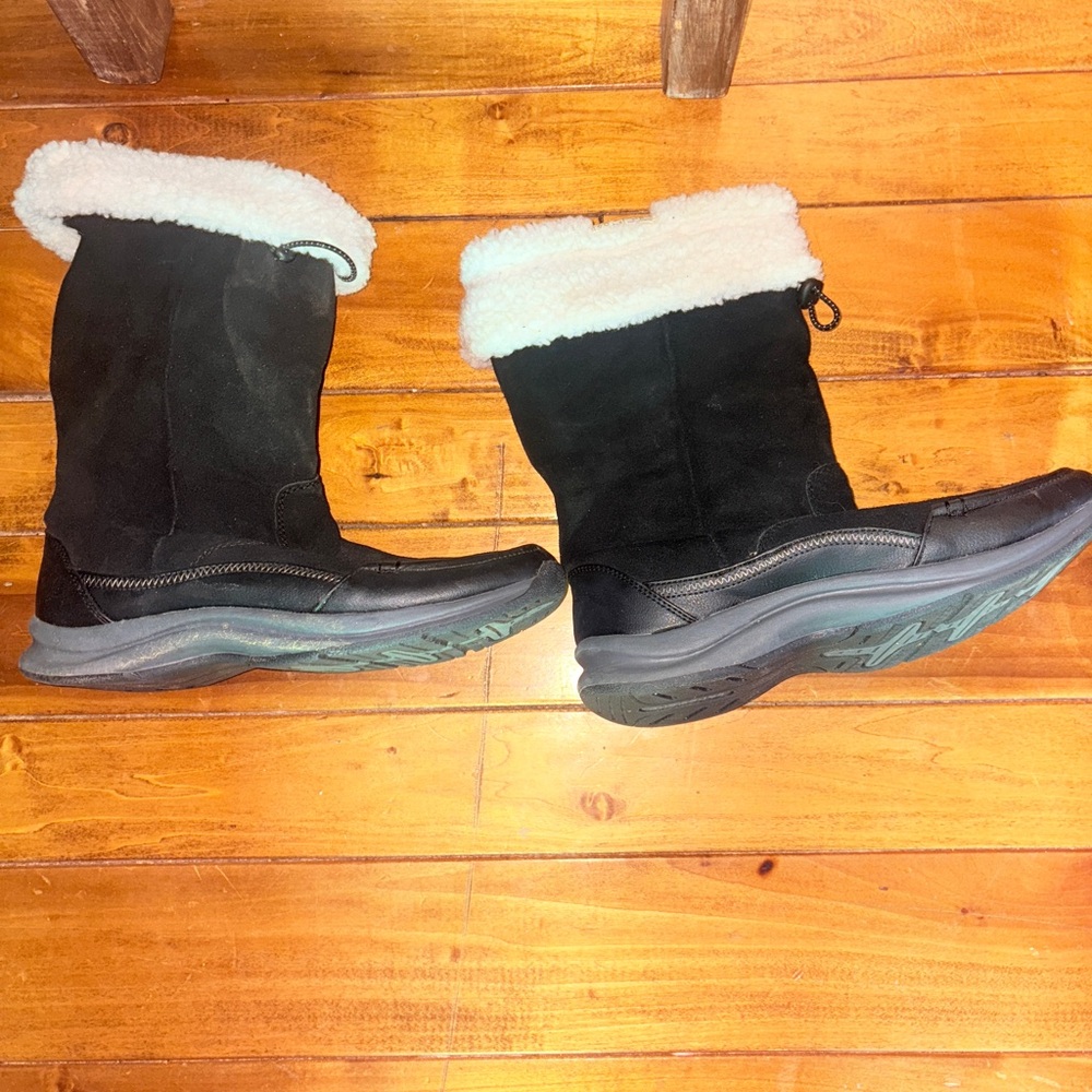 Lands End women’s black suede Boots size 10B